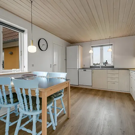 I Vrist - Taet Ved Vesterhavet Sj376